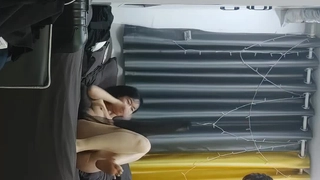 瓜子脸大眼睛 极品小姐姐深夜来相会 打桩机战力非凡 啪啪暴插各种角度