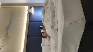 年少不知阿姨好错把少女当成宝㊙少妇杀手㊙91大神王胖约炮饥渴京都熟女 骑乘顶操子宫太骚了