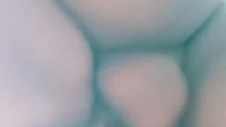 媚黑 大奶少妇被黑祖宗大鸡鸡输出 看表情这得有多爽 逼里被塞的满满涨涨的感觉是爽