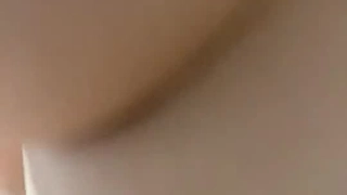 中文字幕高清无码XKG106 用鸡巴叫醒学姐的奇特方法