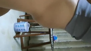 天是红河岸高中生小萝莉（满18岁）不穿内裤插入白虎嫩穴